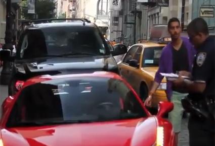  شرطي أمريكي يتعدّى على نجل أمير خليجيّ